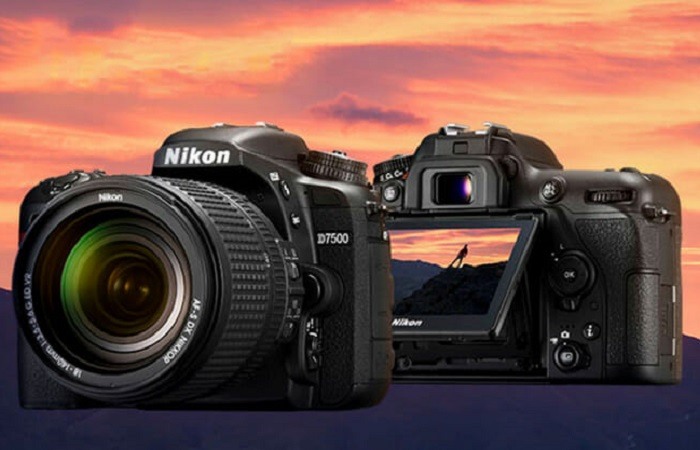 Review Nikon D7500
